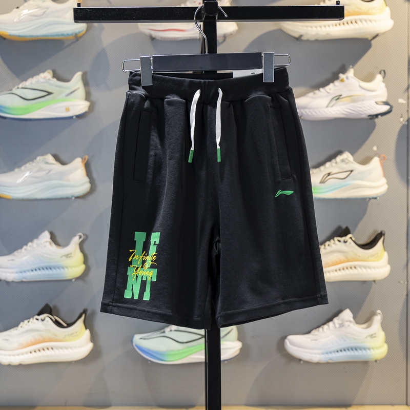 李宁儿童透气宽松短卫裤