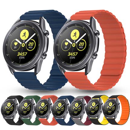 适用小米Watchs3 S4 Sport磁吸硅胶手表带华为WATCH GT 5 Pro  gt3双色运动智能手表 荣耀4pro替换腕带22mm20