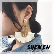 Woollen coat women's short short short short short short short tweed coat of fall / winter 2019 slim fit Korean woolen coat