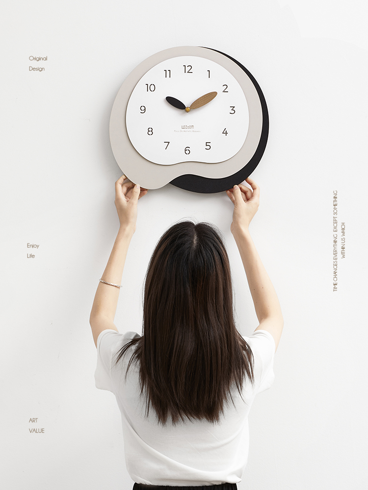 noridongsan no-perforation cream wind clock home clock ornament 2023 new wall clock living room