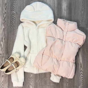 冬日氛围感超好看小熊连帽毛衣马甲外套女小个子学院甜美减龄套装