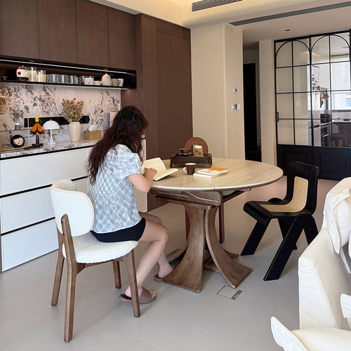 奥古斯特实木岩板伸缩圆桌