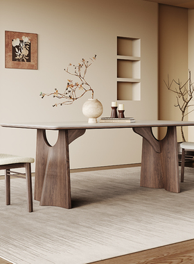 纯白岩板餐桌长方形家用简约现代2025新款意式轻奢侘寂风实木餐桌
