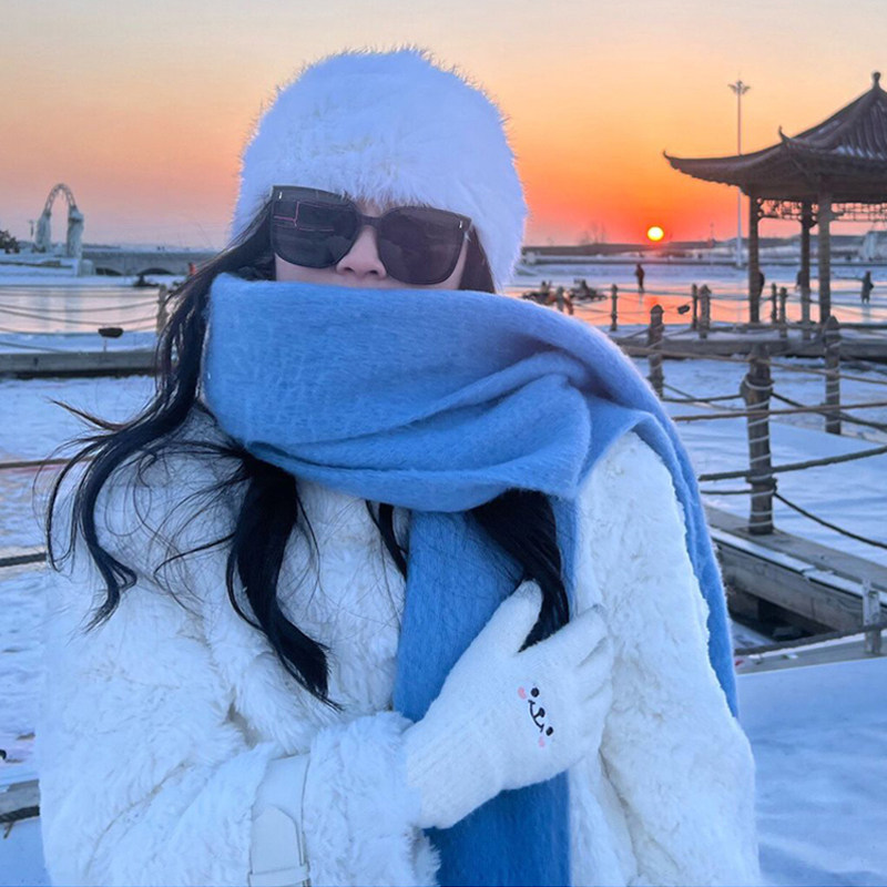 冬季马卡龙色加厚马海毛大围巾保暖遮脸防风抗寒毛绒披肩纯色围脖