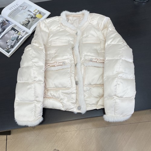 羽绒 新中式国风春季新款毛毛拼接设计宽松时尚外套女 A#24