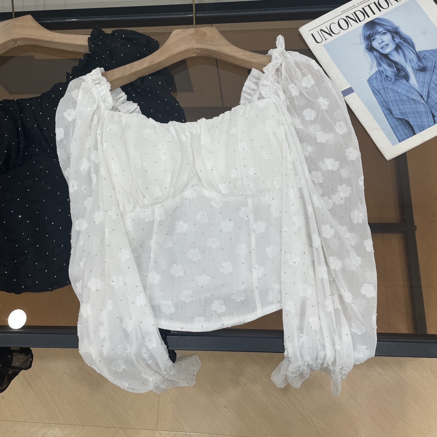 法式温柔风方领花印泡泡袖上衣女时尚气质长袖上衣I#19