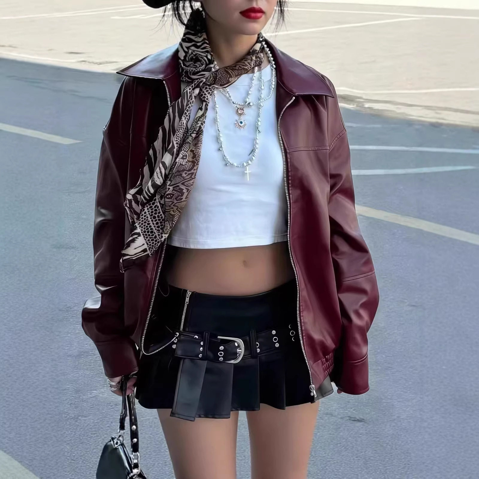 2025女士机车皮夹克常规款大码外套女式皮衣新款美式红色复古气质,女装/女士精品,皮衣,淘宝优惠券,粉丝福利购,淘宝优惠卷