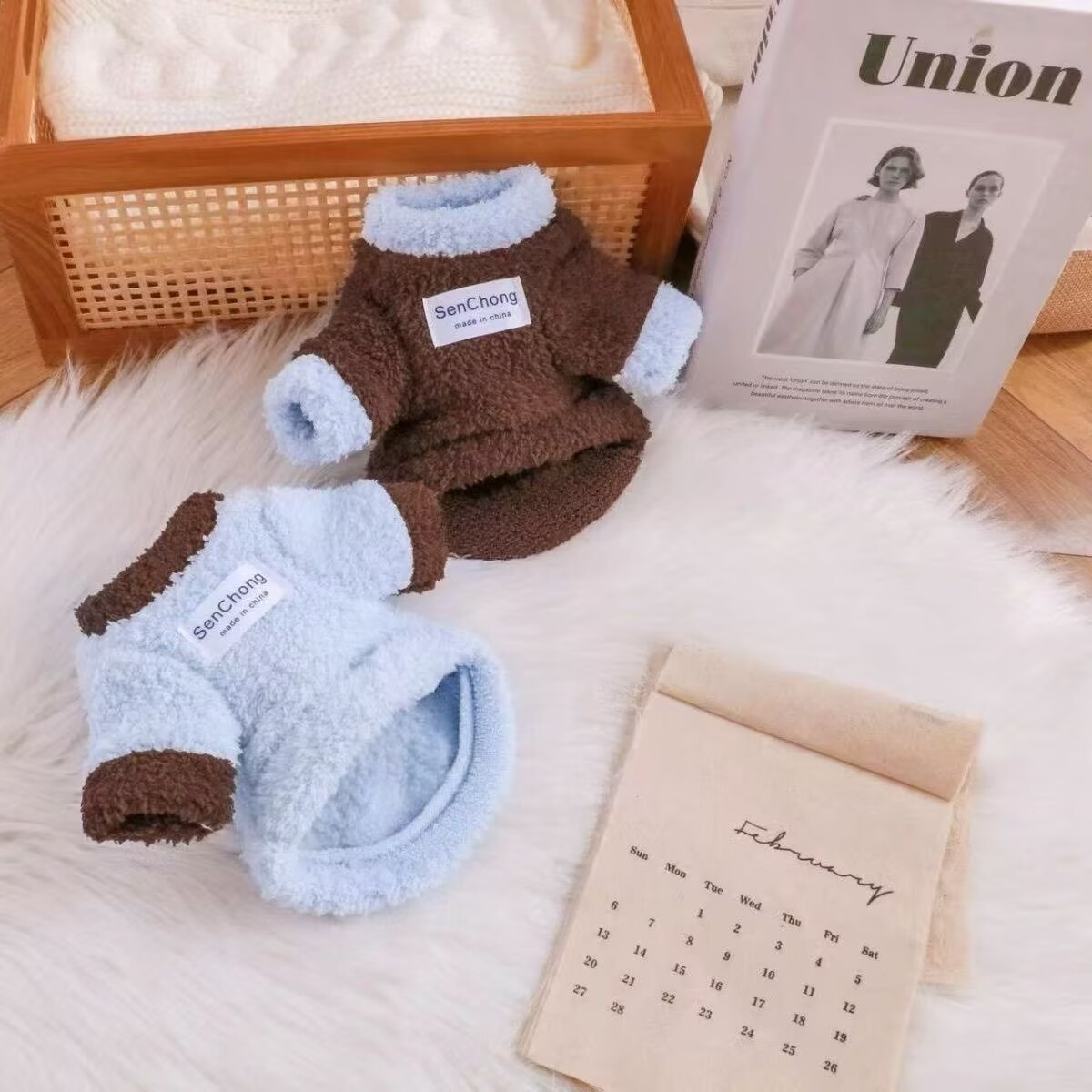 秋冬宠物保暖加绒卫衣泰迪比熊小型犬约克夏博美贵宾犬小狗狗衣服