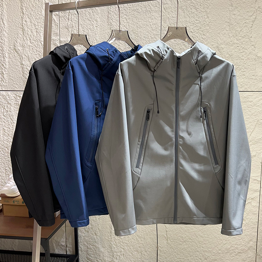 男士加绒保暖软壳冲锋衣