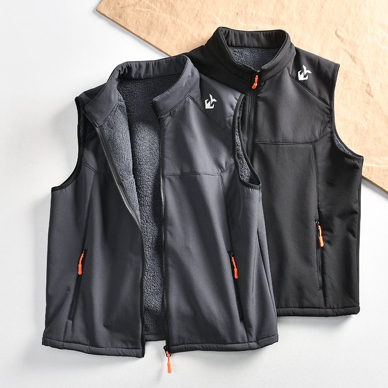 户外休闲运动系加绒加厚保暖马甲