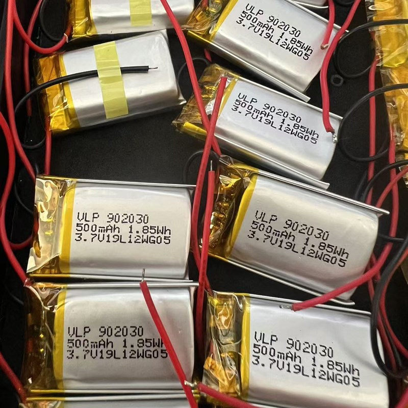 配件 聚合物锂电池3.7V 500mah软包电池J 带保护板电芯规格902030