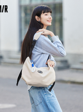 森马包包饺子包蝴蝶系列2024新款时尚潮流斜挎包大容量通勤情侣包