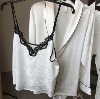 新中式白色性感真丝睡衣女夏季2024新款冰丝绸三件套装薄款高级感