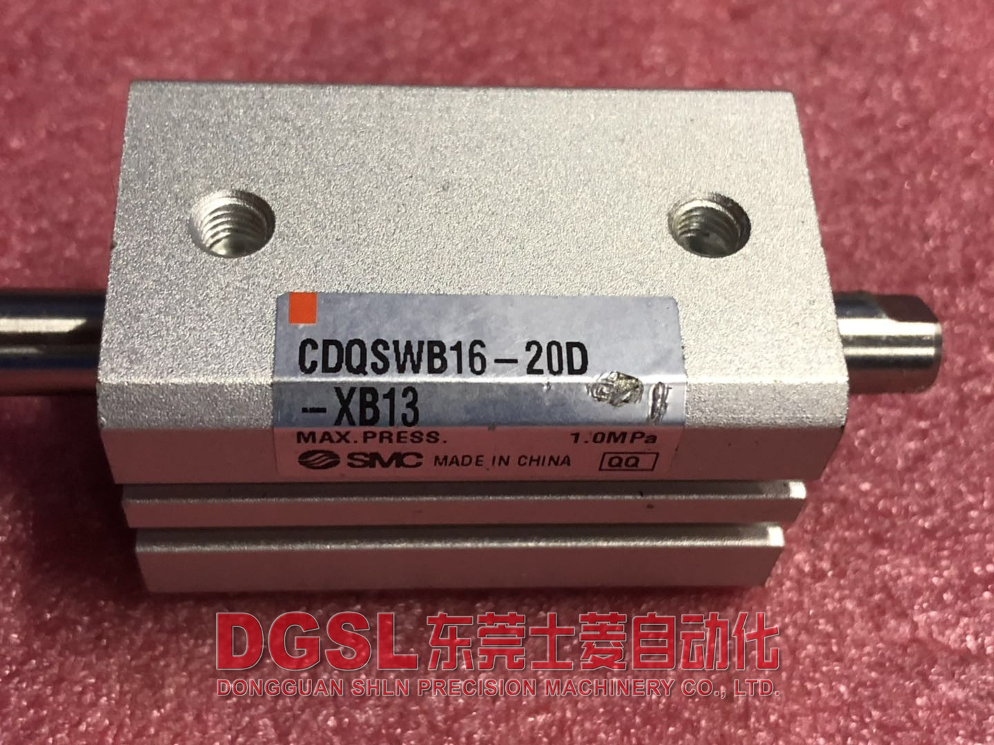 原装正品 SMC紧凑新气缸 CDQSWB16-20D-XB13现货特价-封面