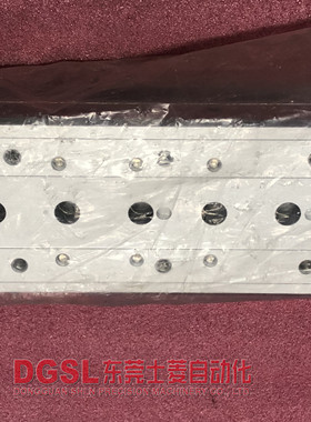 全新原装正品 SMC 滑台气缸 EMXS25-100 现货 出售 特价 包邮