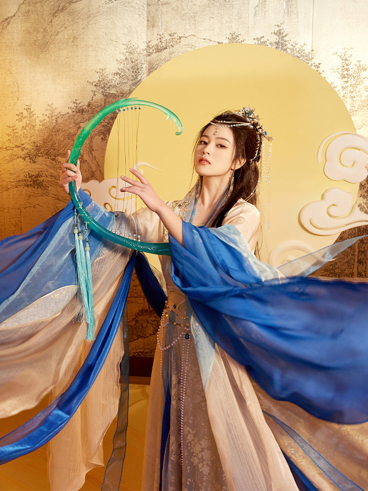十三余小豆蔻儿[凤仪美人-电视剧《长月烬明》联名] 大袖襦汉服女