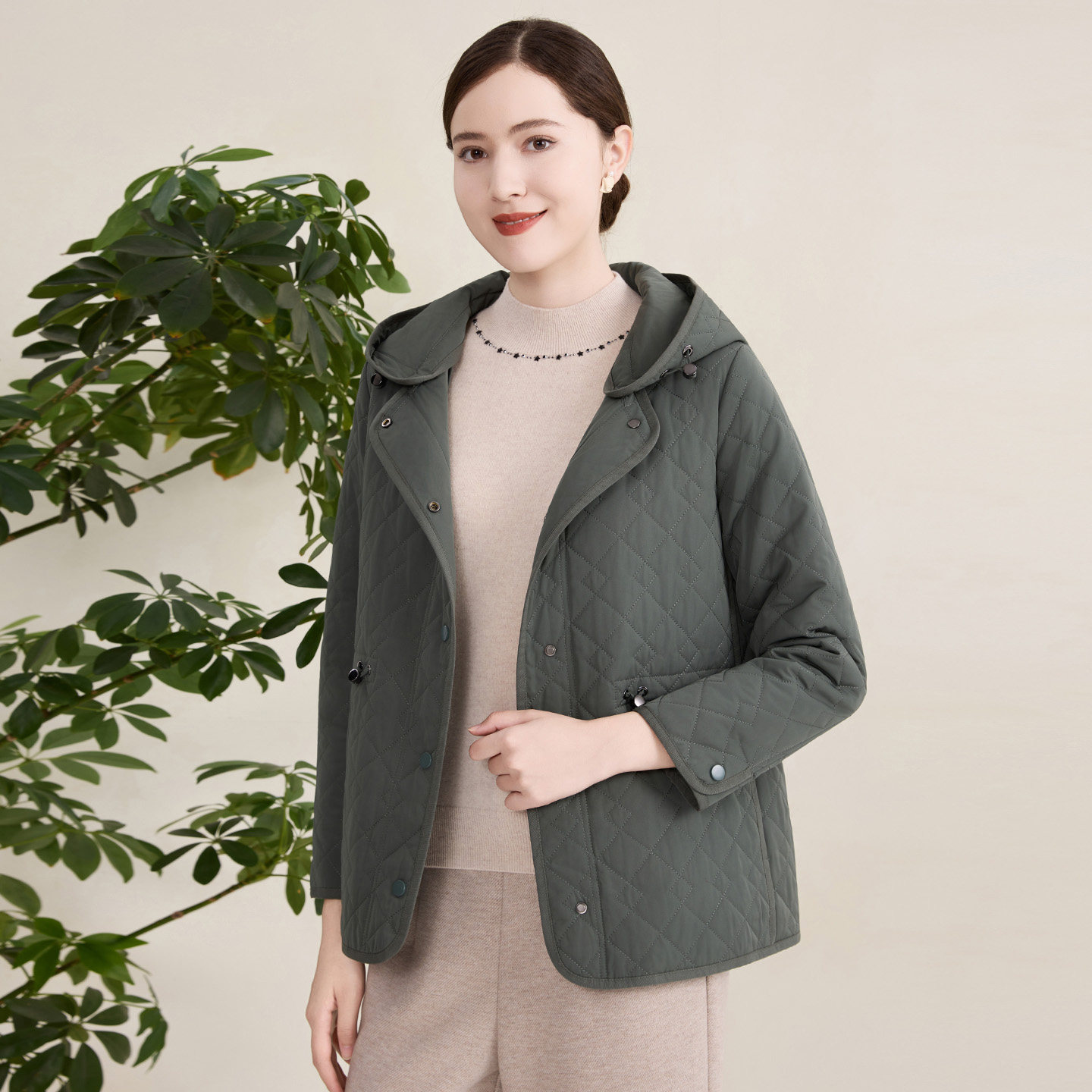 【桑蚕丝】赏心岁月中年妈妈连帽蚕丝棉服洋气保暖宽松大码冬装新