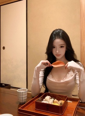 JAYKY YANG【好穿套组!】蕾丝拼接假两件针织衫低腰阔腿长裤套装