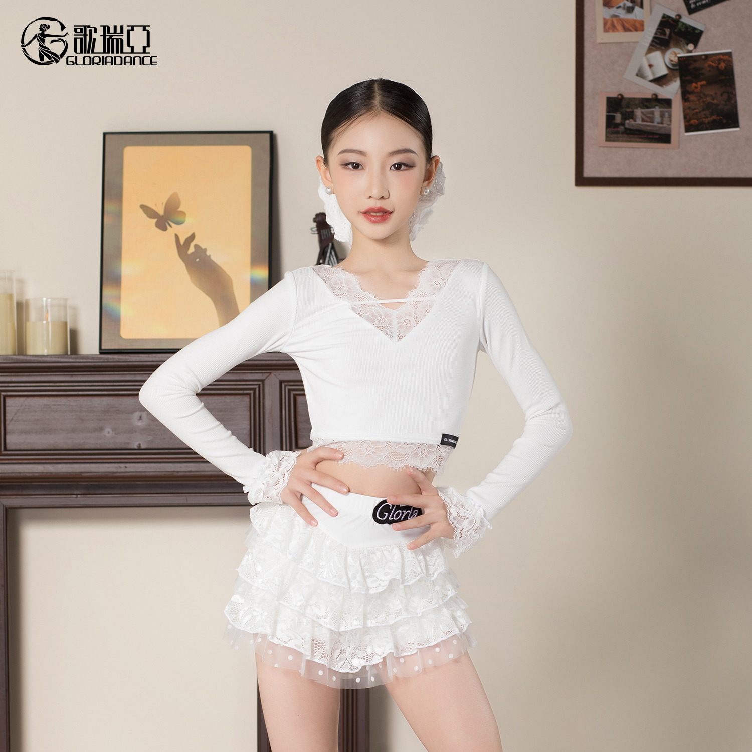 歌瑞亚女童新款圆领拉丁舞服套装