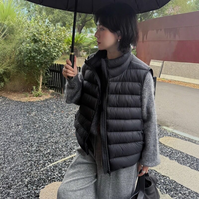 日系cherrykoko巨好看超火减龄黑色排骨羽绒马甲女士秋冬季新款