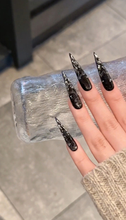 黑色蕾丝风手工穿戴甲美甲贴女王范长杏仁可爱在性感面前一文不值