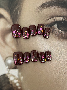 Fairy 显白 nail·新年好彩头安可拉红七彩亮片纯手工穿戴甲短款