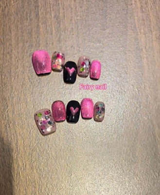 手工定制成品假指甲贴片爱心爆闪钻石猫眼穿戴甲可拆卸孕妇显白甲