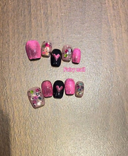 手工定制成品假指甲贴片爱心爆闪钻石猫眼穿戴甲可拆卸孕妇显白甲
