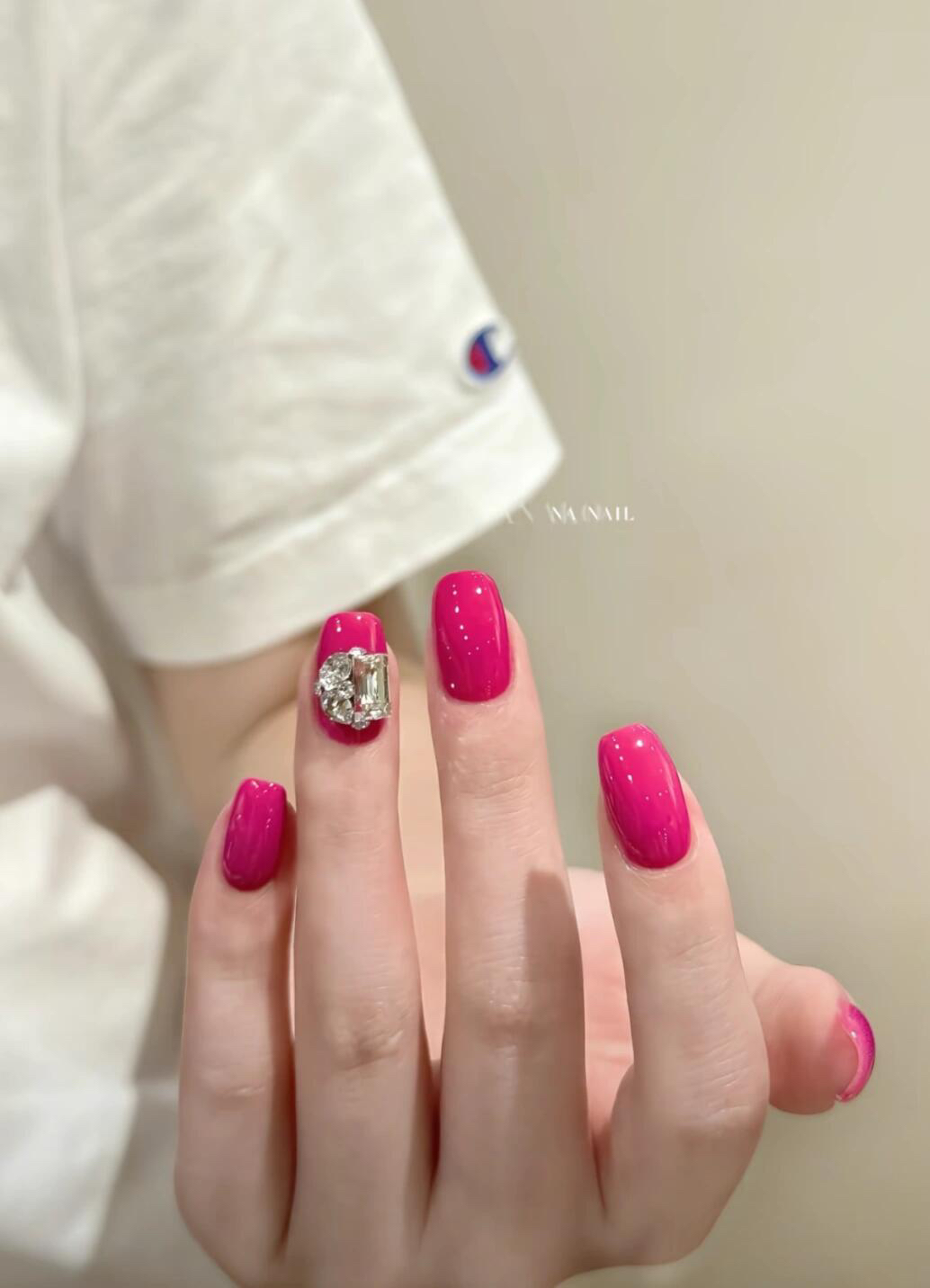 手工穿戴甲显白辣妹玫红堆钻短款高级感欧美辣妹K9高品质纯色成品