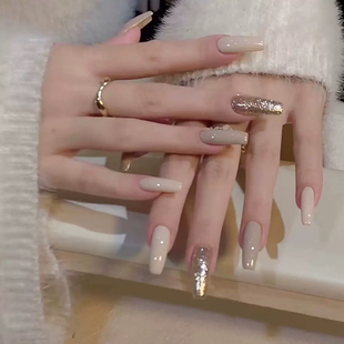 手工定制美甲成品 高端简约石灰白跳色可拆卸穿戴假指甲贴片 新款