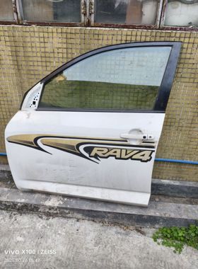 丰田RAV4荣放老款08-12年左前门白色总成二手原装拆车正常使用