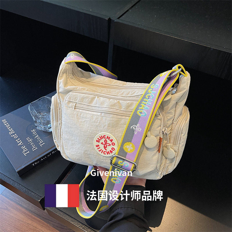 专柜正品Givenivan 尼龙布包女2026新款百搭斜挎包学生收纳单肩包