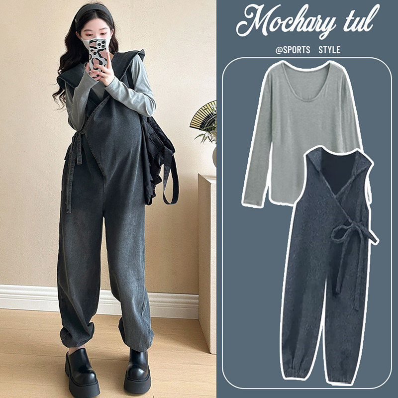 法国Uamtor孕妇背带裤秋冬新款小个子连帽牛仔套装孕期时尚两件套