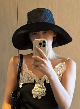 初秋新款黑色大檐进口草帽女法式复古高级礼帽防晒度假遮阳盆帽