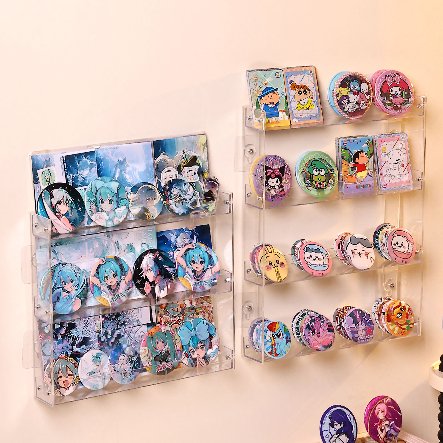 吧唧展示架挂墙上置物架