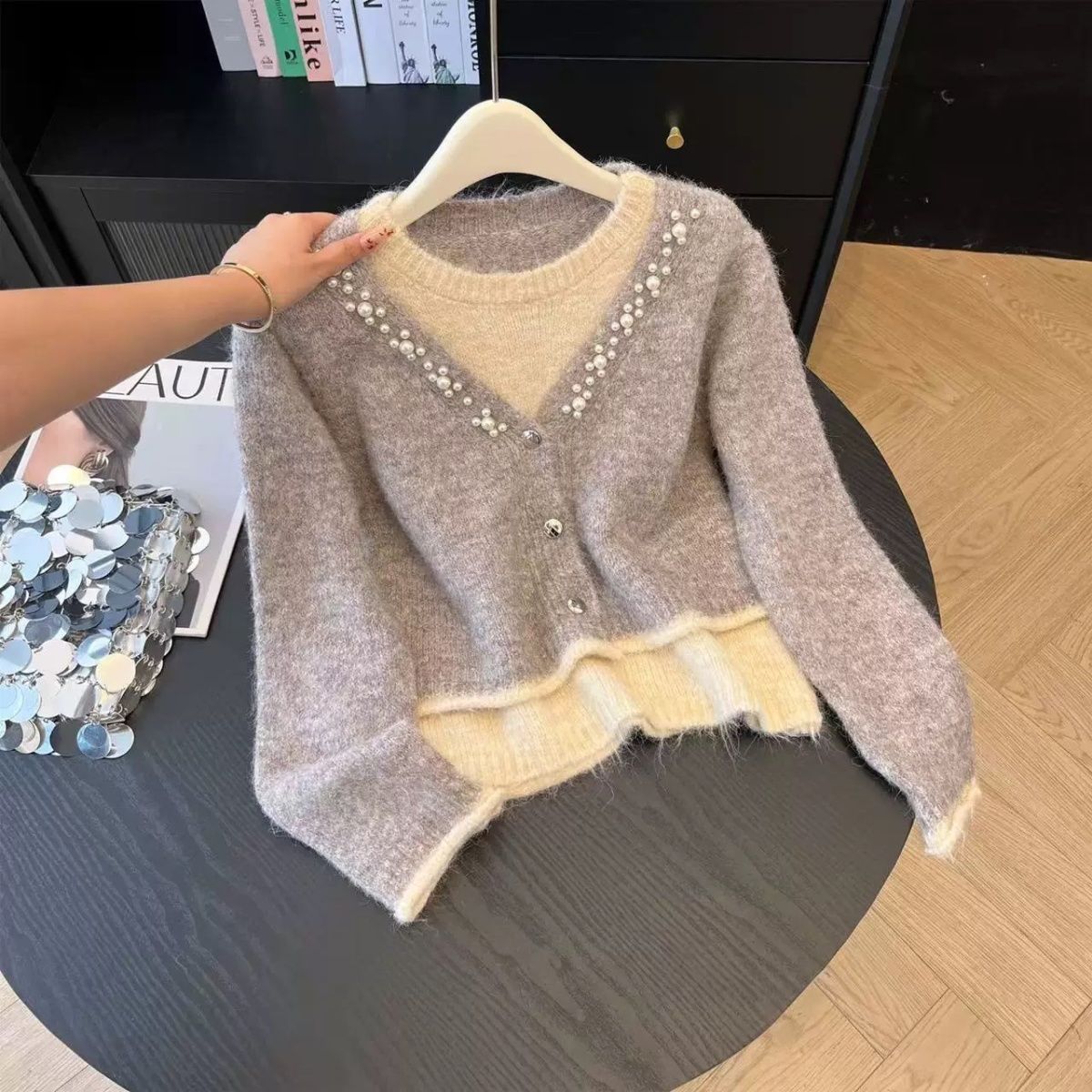 入秋韩系穿搭假两件灰色针织上衣软糯慵懒风圆领毛衣女