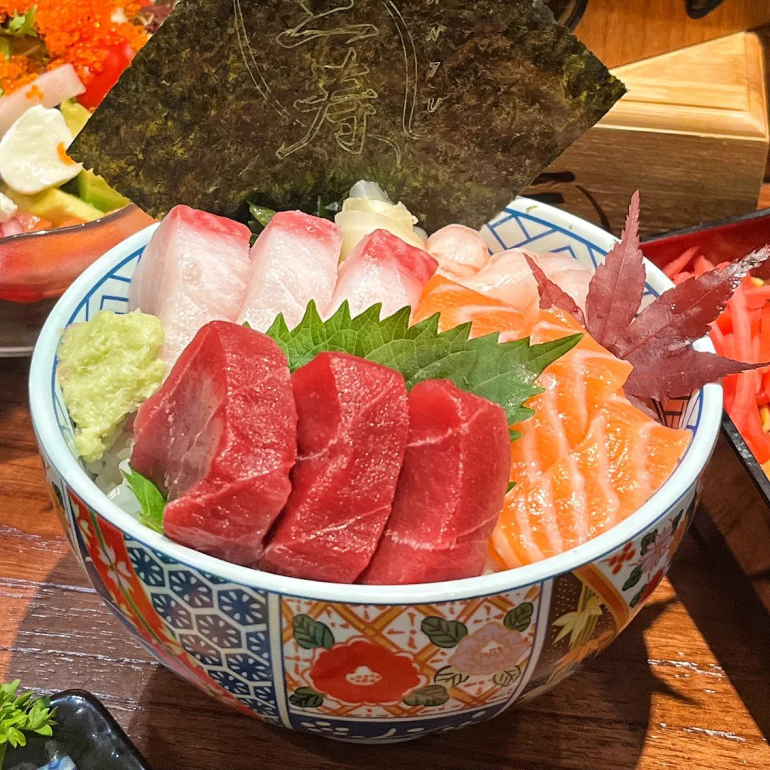日式omakase餐具手绘复古碗里拉面碗米饭碗商用陶瓷碗盖烧饭精致