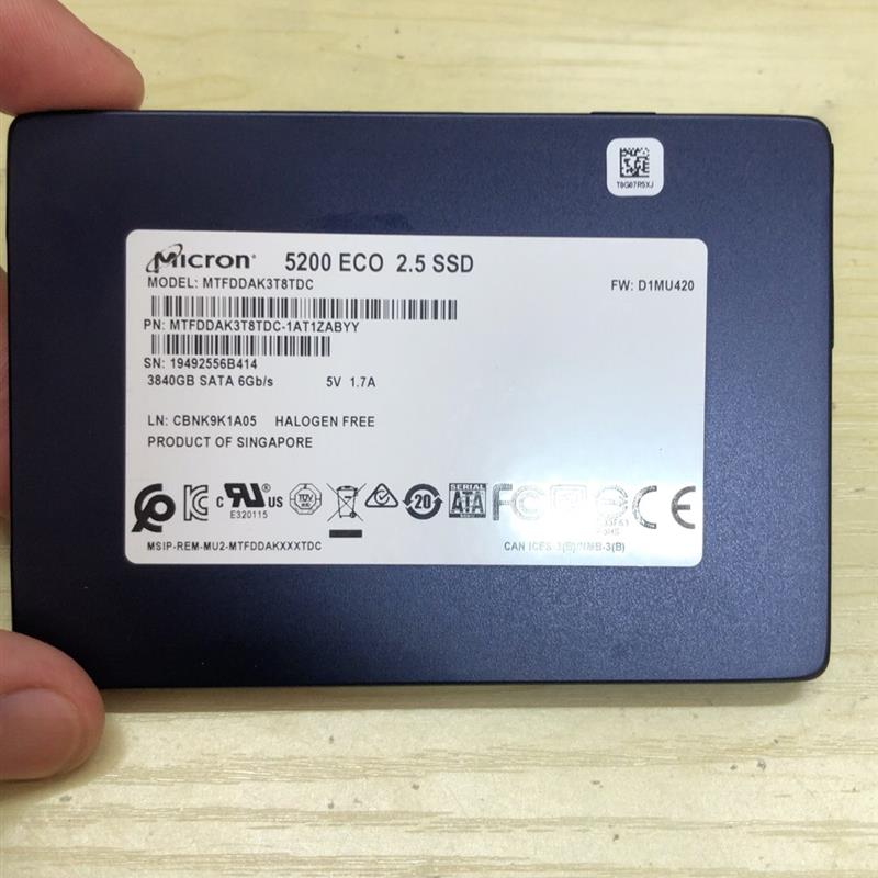 出拆机镁光5200ECO3.84TSSD固态硬盘,sata接(请询价)