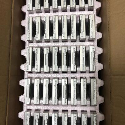 出英特尔P4510. 4T固态硬盘(请询价)