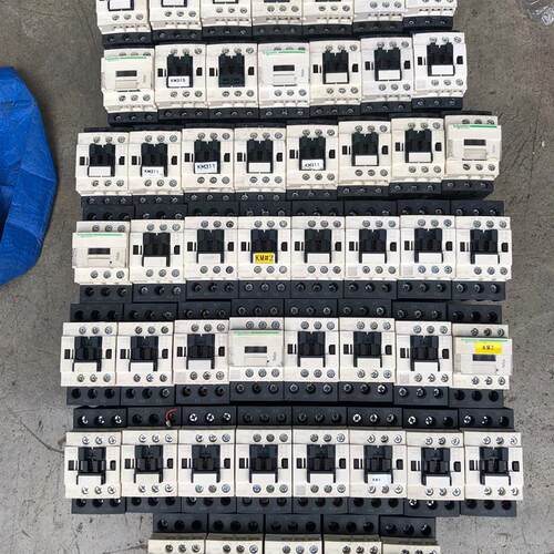 施耐德LC1D32BD直流接触器(请询价)