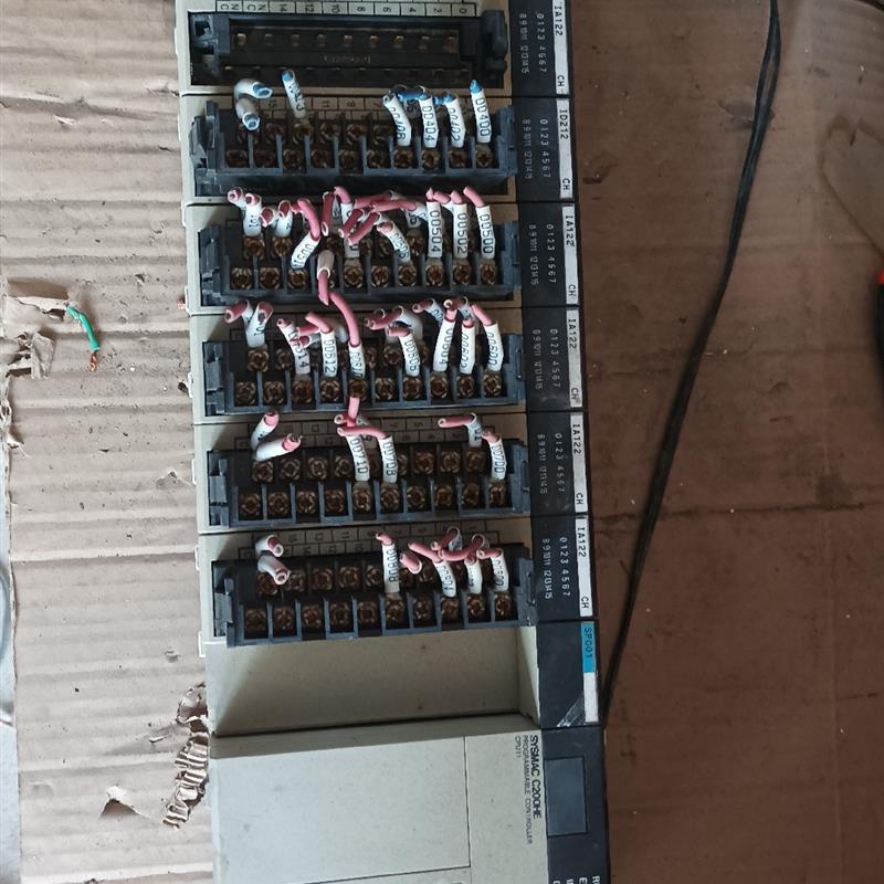 欧姆龙plc C200HE-CPU11 C200H-IA12(请询价)