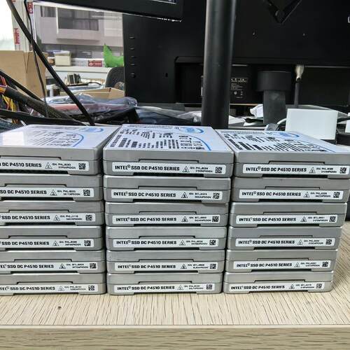 英特尔 p4510 4T 企业级U2接口(请询价)