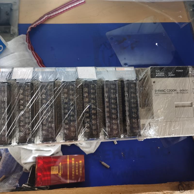 欧姆龙C200H CPU01手操器PRO27控制器PRO(请询价)