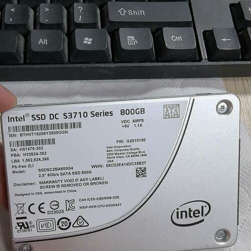 出拆机  S3710 800G 英特尔 固态硬盘SSD(请询价)