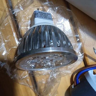 led灯杯ledmr16 6w 420lm 3000k(请询价)