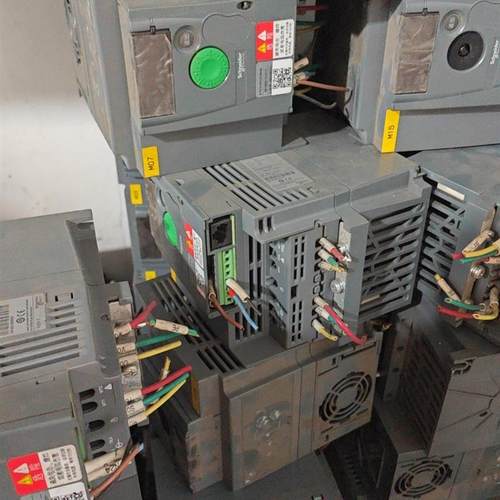 ATV310HU22N4A,ATV310HU15N4A,(请询价)