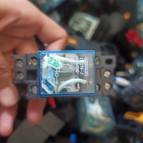 施耐德继电器RⅹM2CB2BD.RXM2LB2BD,RⅩM2(请询价)