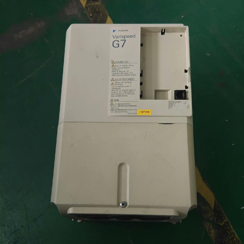 安川CIMR-G7A27P5变频器7.5kw-220V拆(请询价)