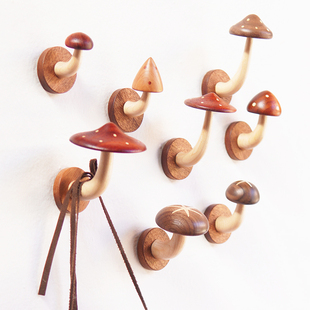 木头恰恰蘑菇挂钩云南菌子衣帽玄关实木墙壁装饰免打孔无痕胶挂钩