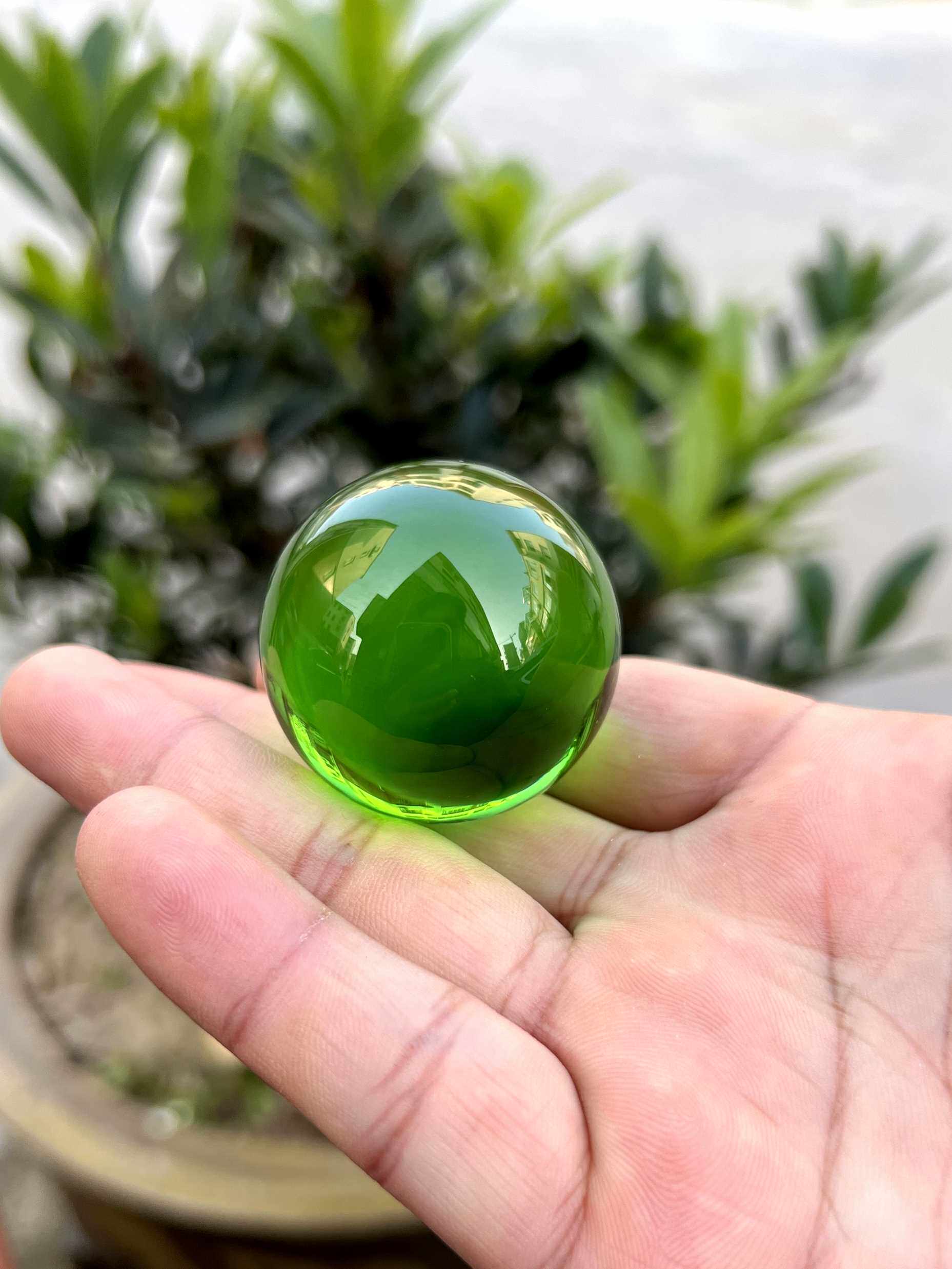 纯手工彩色水晶球道具人造蓝色粉红色紫色玻璃光球柜台装饰摆件